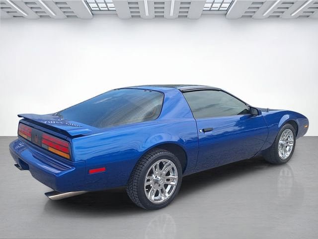 Used 1991 Pontiac Firebird Coupe RWD image 4
