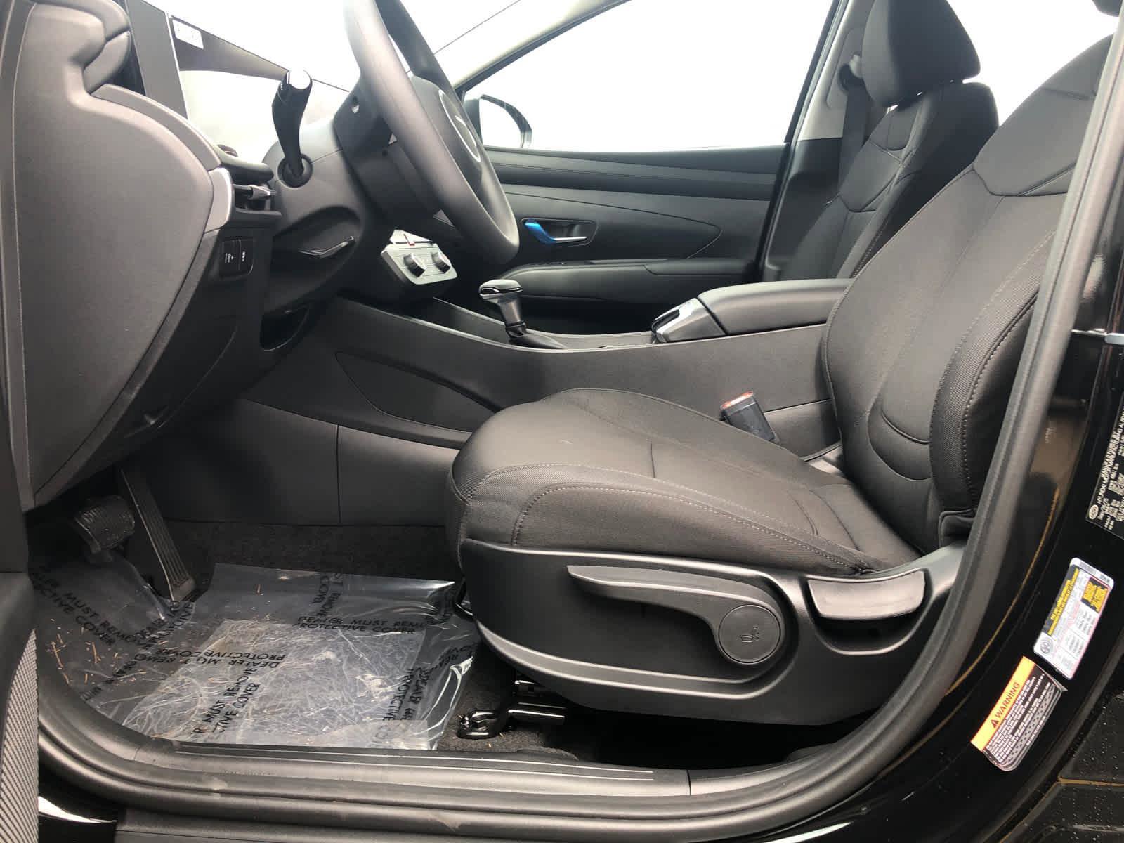 New 2026 Hyundai Tucson SE image 24