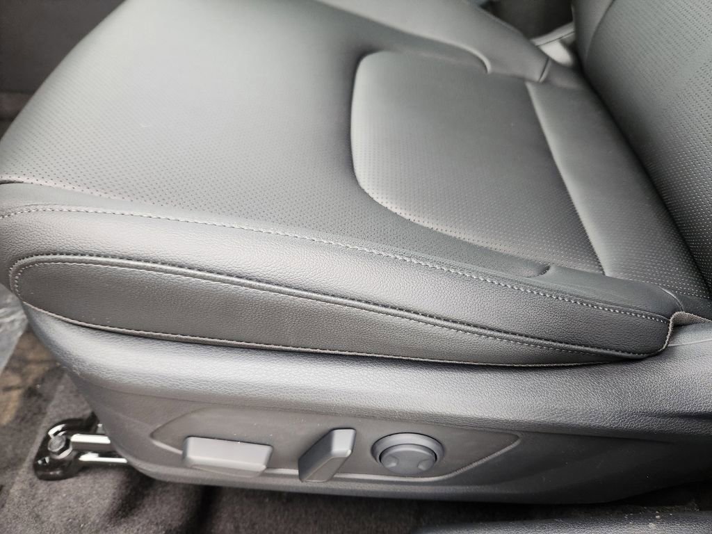 New 2026 Kia Sportage EX image 9