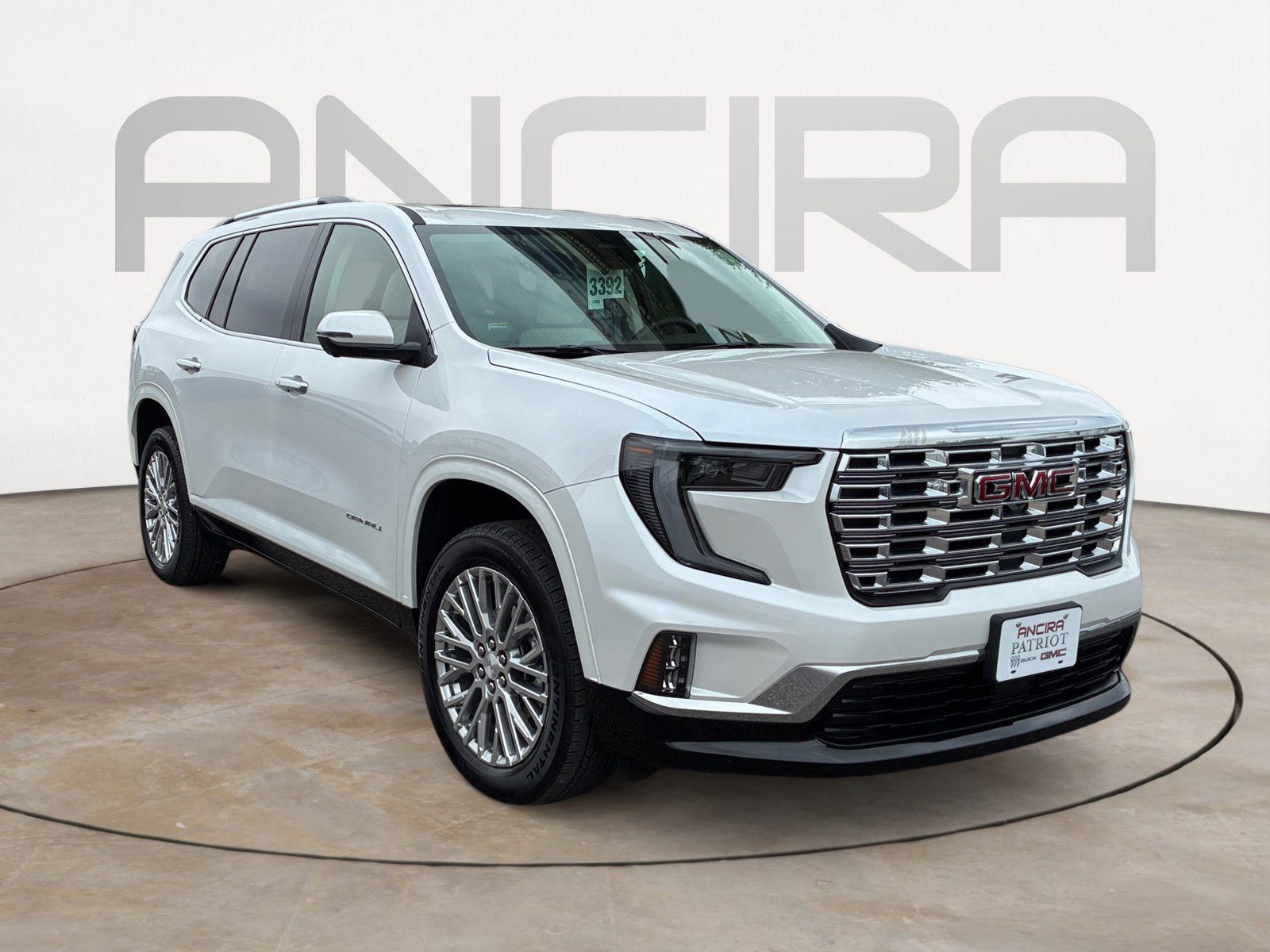 Used 2024 GMC Acadia Denali FWD image 4