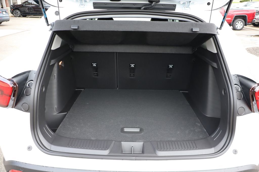 New 2026 Chevrolet Trax LT w/ Driver Confidence Package image 31