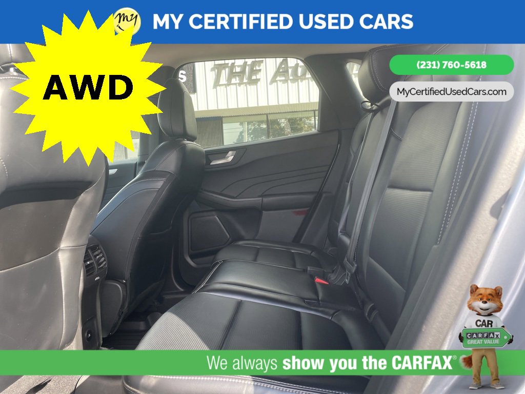 Used 2023 Ford Escape Platinum image 11