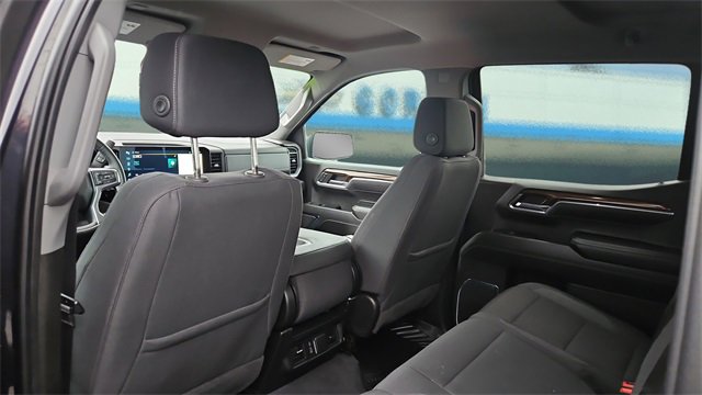 Used 2024 Chevrolet Silverado 1500 LT image 17