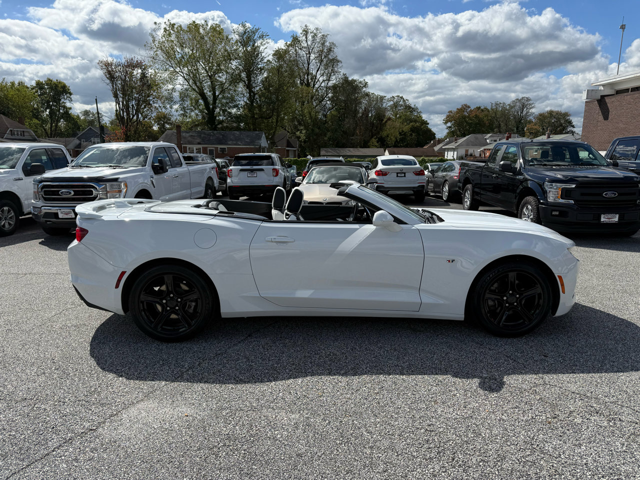 Used 2020 Chevrolet Camaro LT image 7