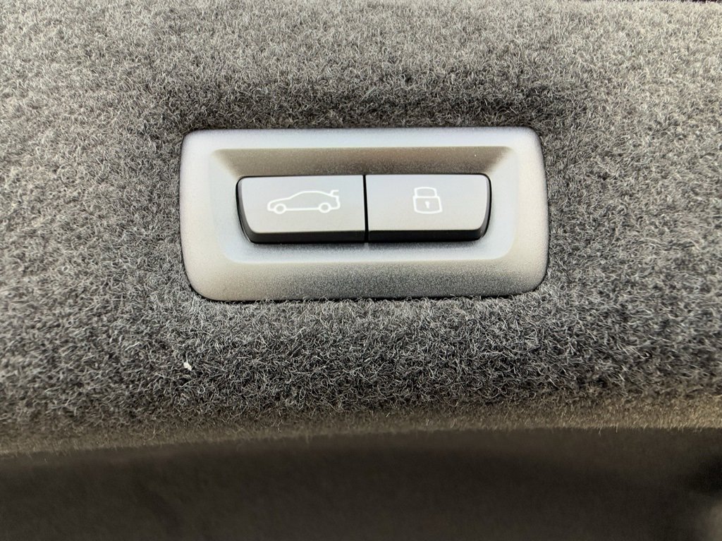 New 2026 BMW i7 eDrive50 w/ M Sport Package image 17