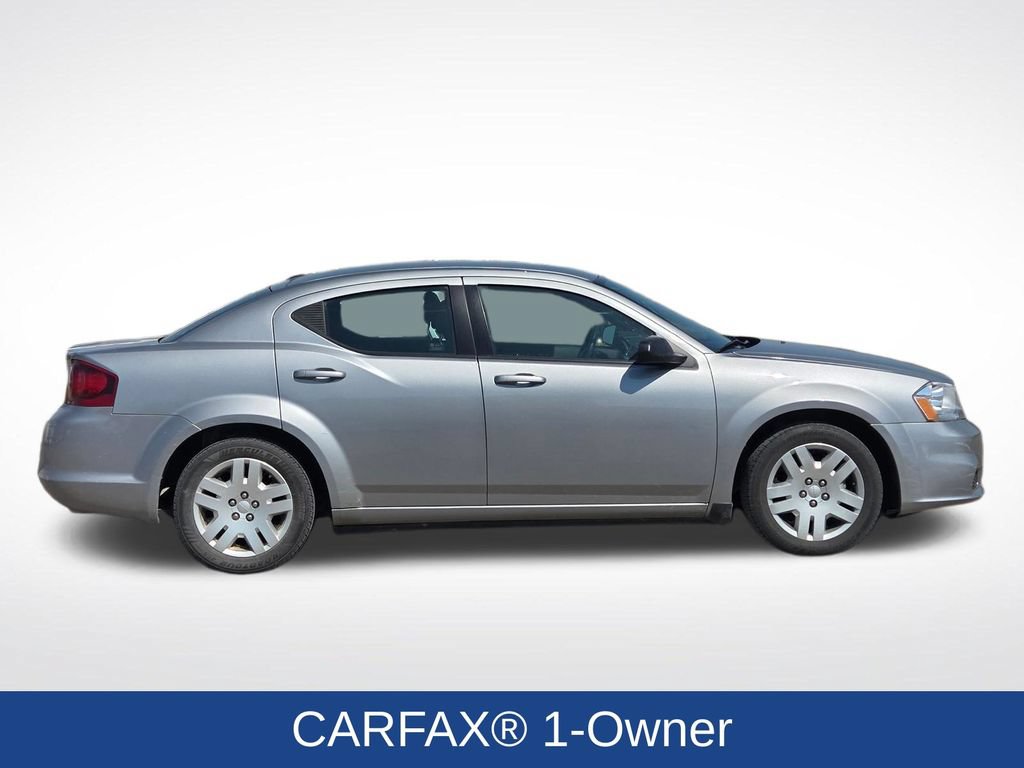 Used 2013 Dodge Avenger SE FWD image 2
