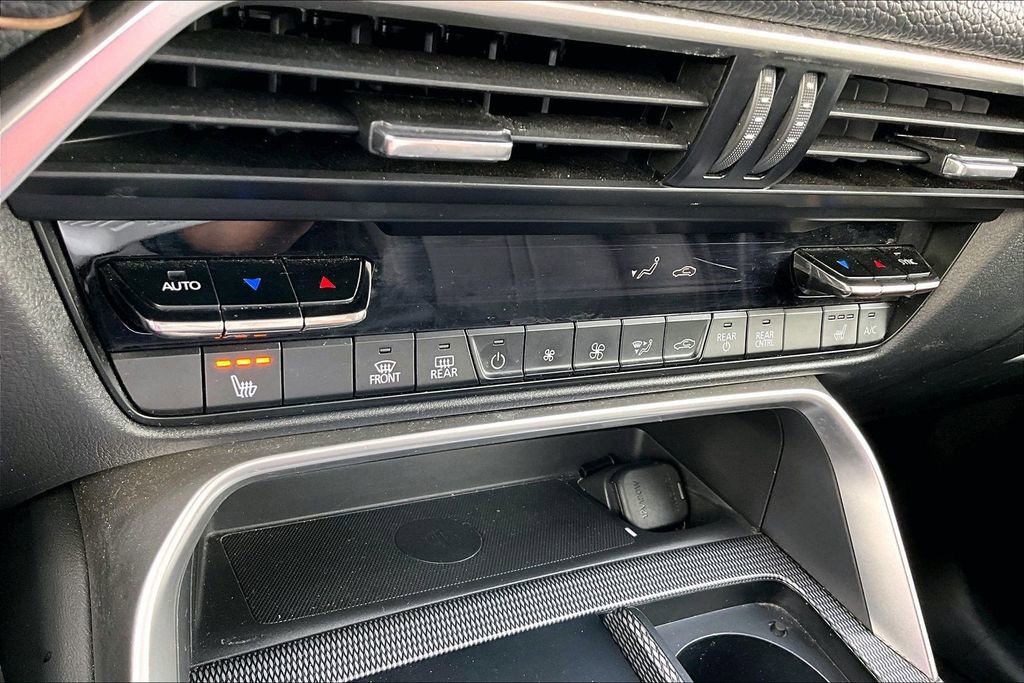 Used 2024 MAZDA CX-90 3.3 Turbo w/ Preferred Plus image 31