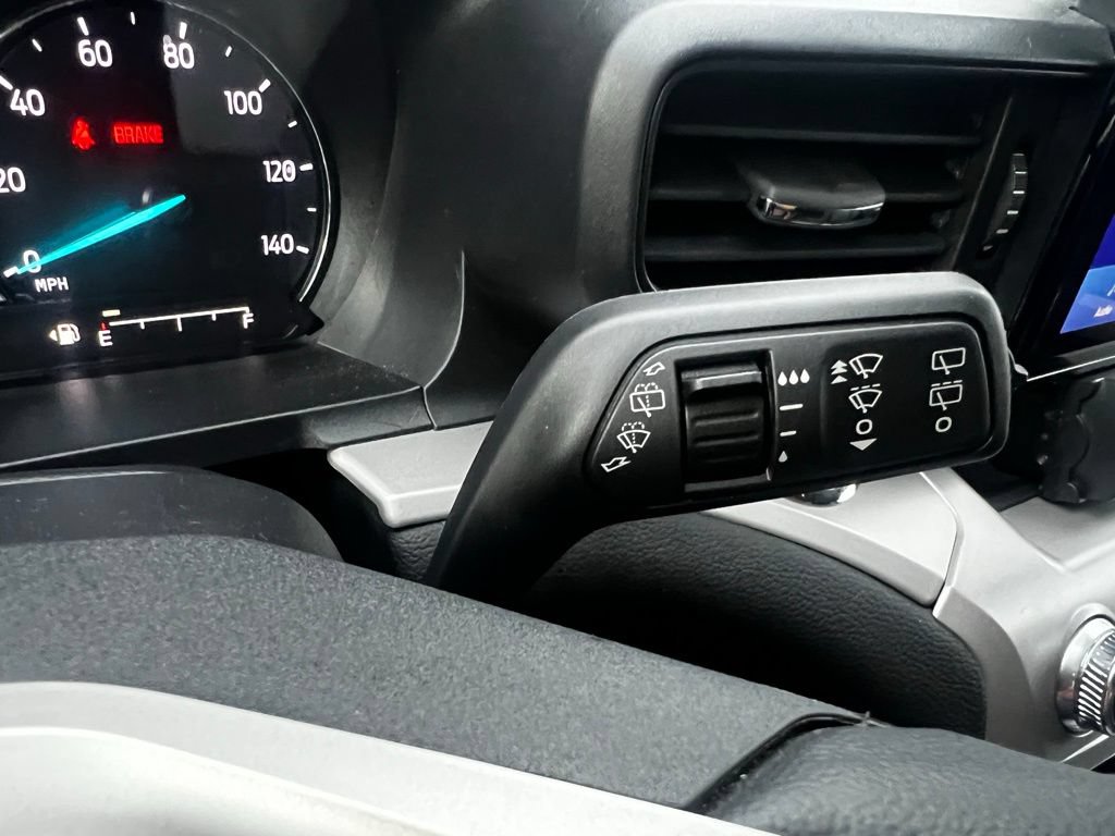 Used 2023 Ford Explorer XLT AWD/4WD image 35