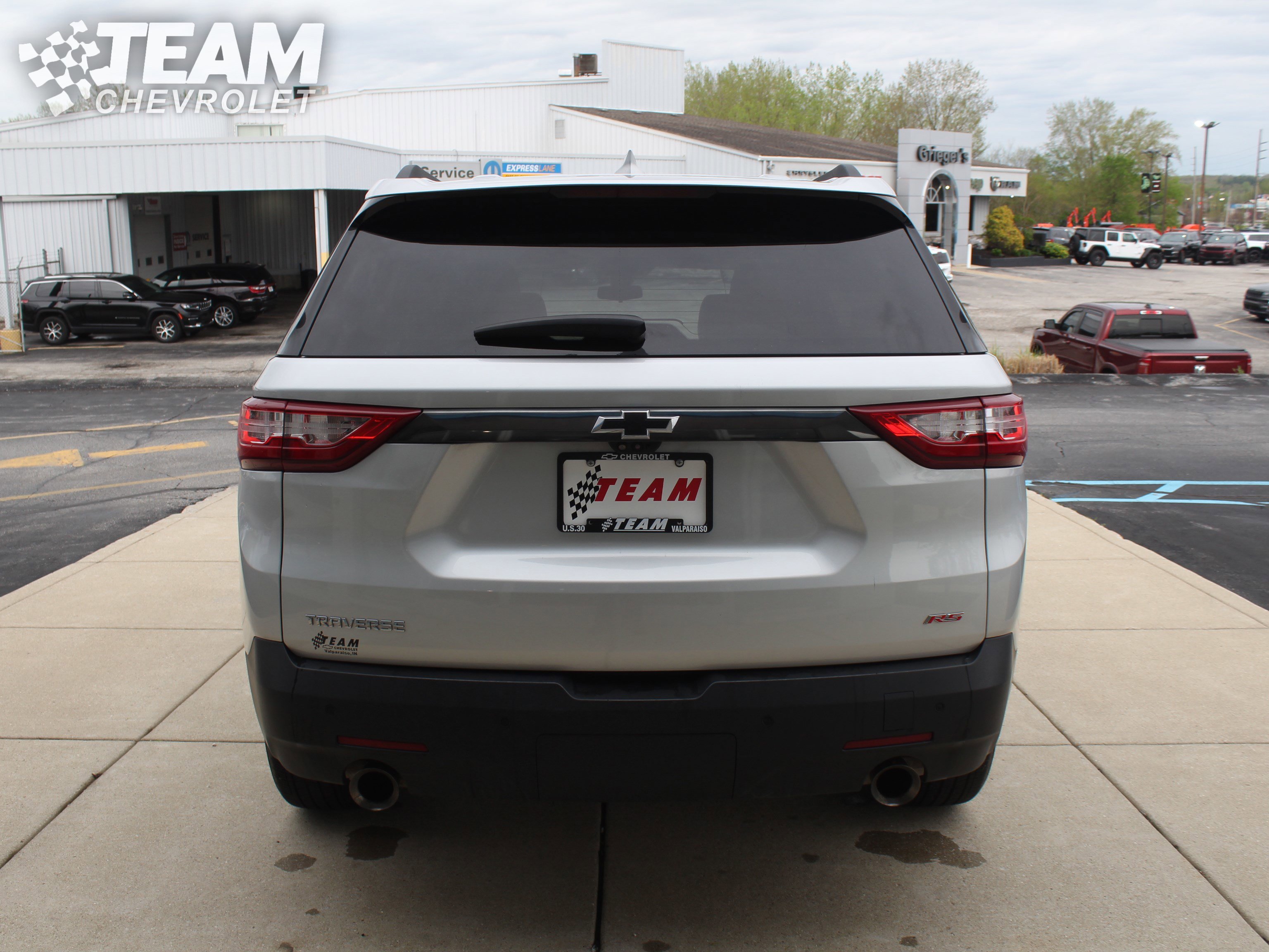Used 2021 Chevrolet Traverse RS FWD image 5