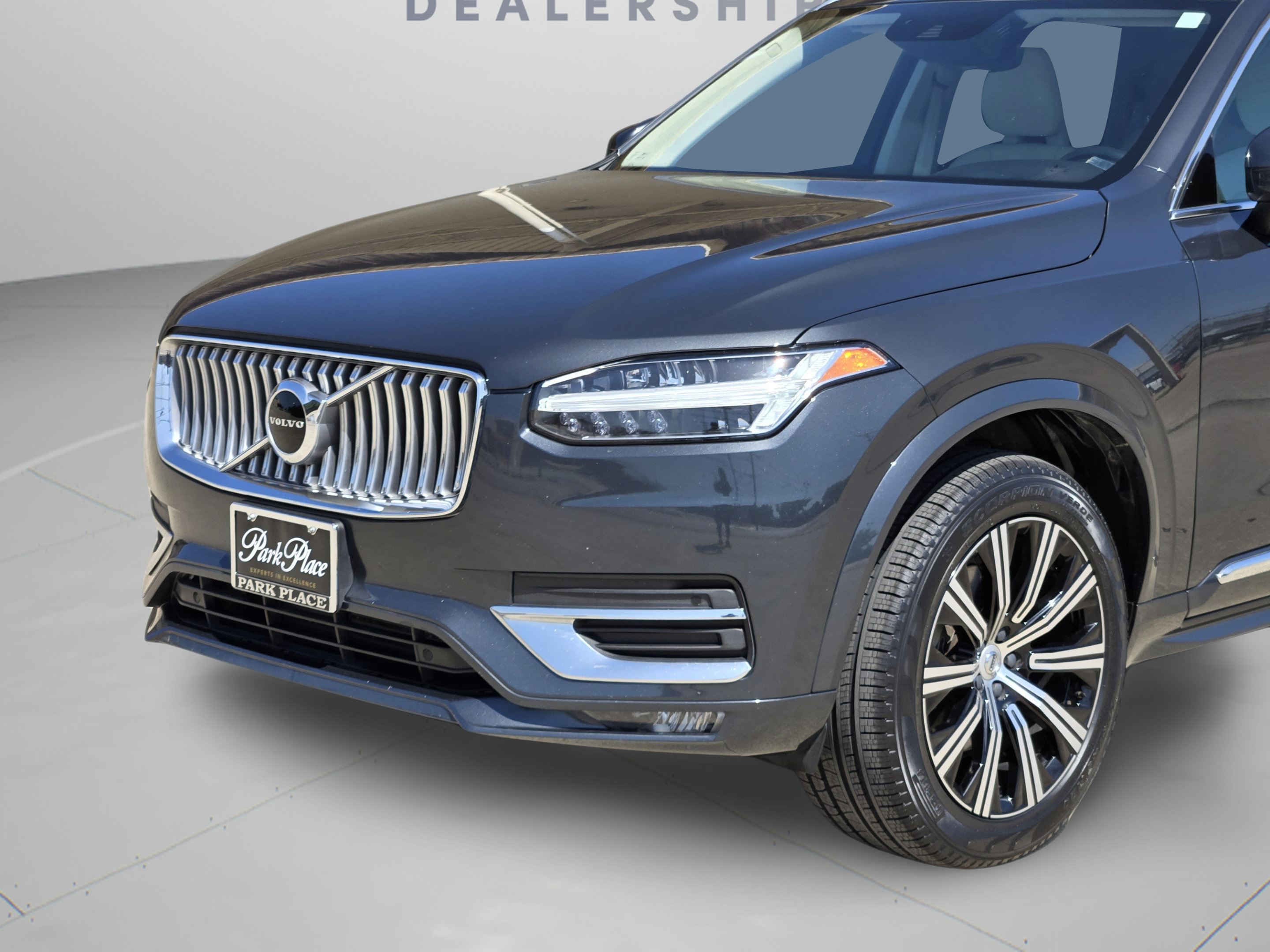 Certified 2022 Volvo XC90 T6 Inscription AWD/4WD image 33