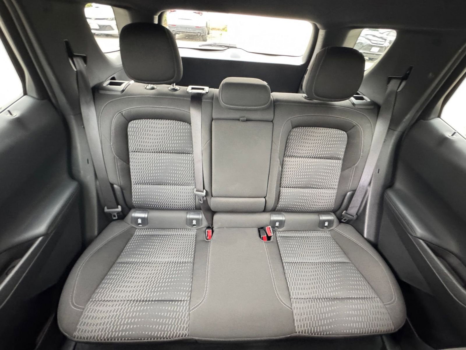 Used 2025 Chevrolet Equinox LT image 37