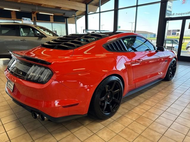 Used 2016 Ford Mustang GT Premium w/ GT Performance Package RWD image 6