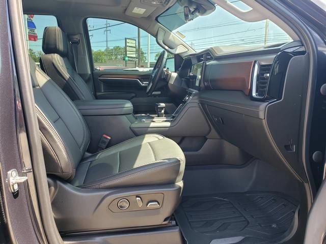 Used 2024 GMC Sierra 1500 Denali w/ Denali Reserve Package AWD/4WD image 18