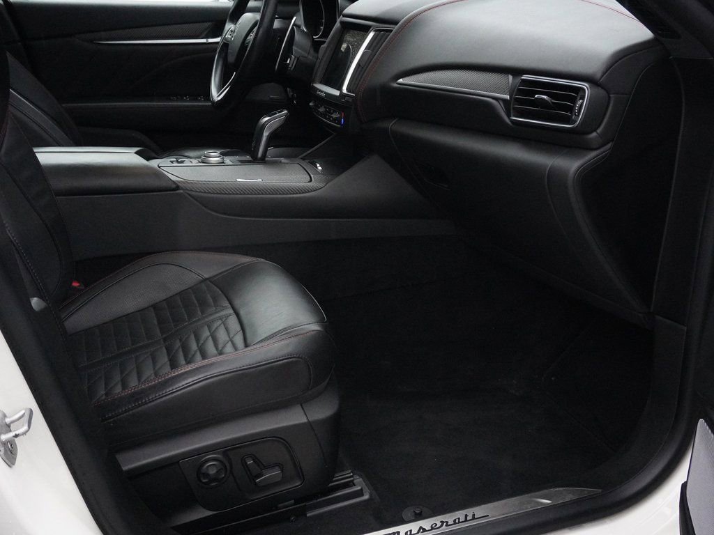 Used 2019 Maserati Levante S GranSport image 31