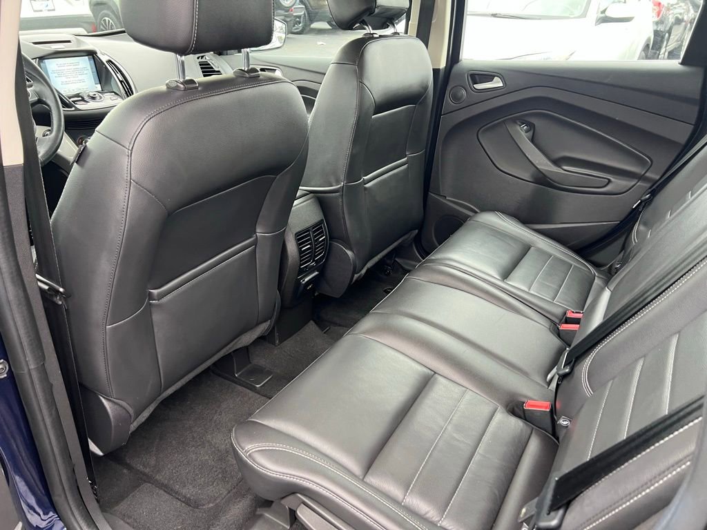 Used 2016 Ford C-MAX Energi SEL w/ Equipment Group 302A image 17