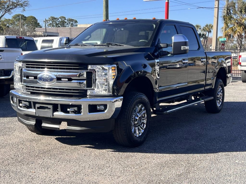 Used 2019 Ford F250 XLT w/ XLT Premium Package image 2