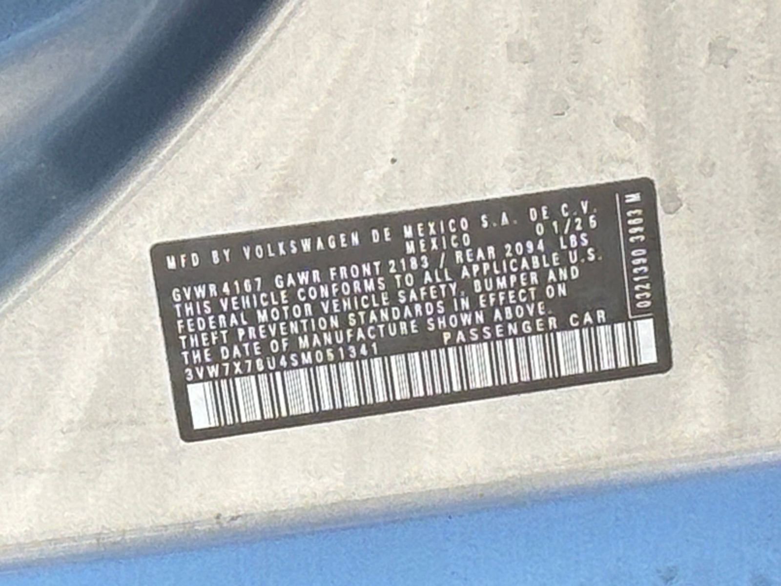 Used 2025 Volkswagen Jetta SE image 31