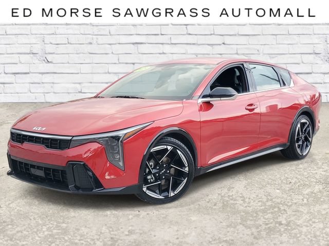 Used 2025 Kia K4 GT-Line FWD image 1