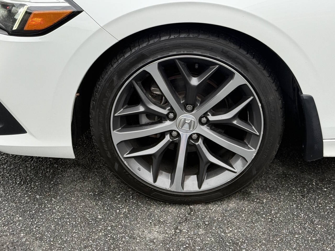 Used 2023 Honda Civic Touring image 14