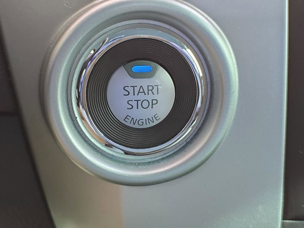 Used 2021 Nissan Titan SV w/ Accessory Utility Package image 23