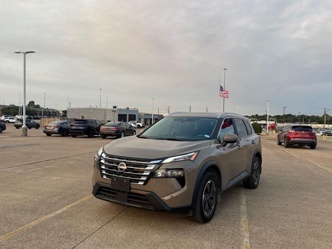 Certified 2024 Nissan Rogue SV w/ SV Premium Package AWD/4WD image 8