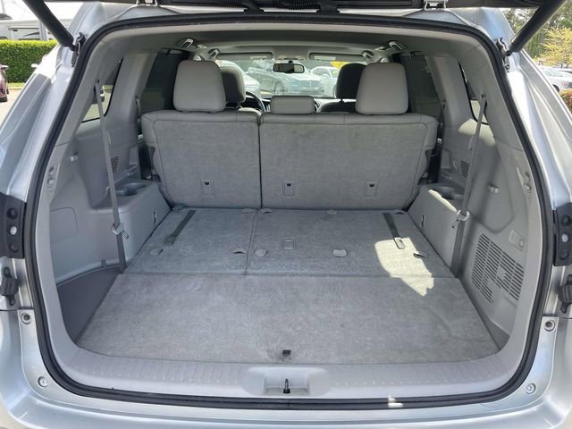 Used 2015 Toyota Highlander XLE image 18