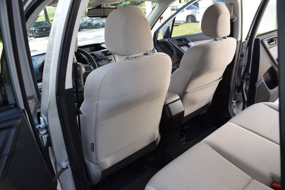 Used 2015 Subaru Forester 2.5i Premium w/ All-Weather Package AWD/4WD image 44