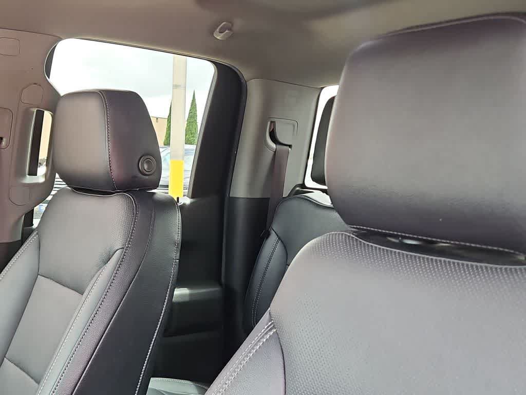 Used 2020 Chevrolet Silverado 1500 LT w/ Trailering Package AWD/4WD image 25