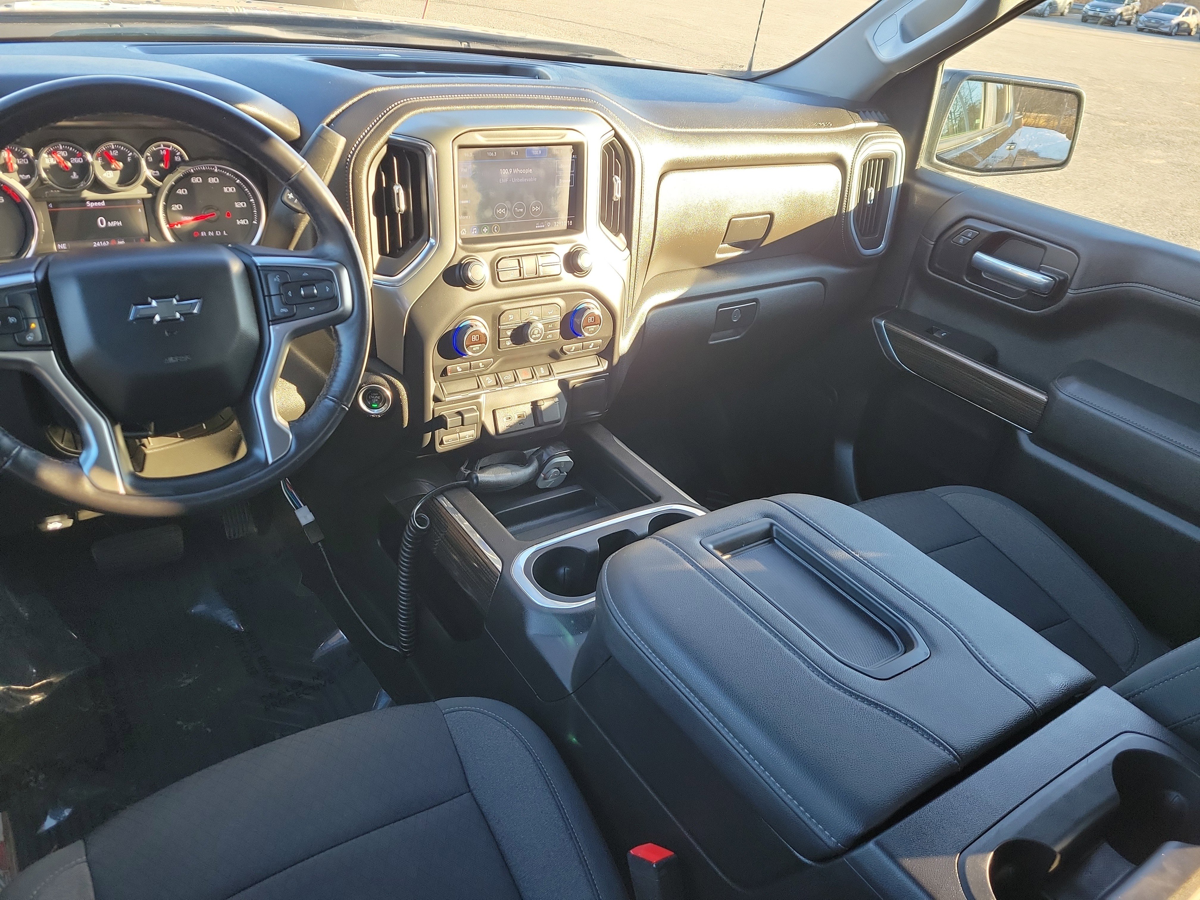 Used 2022 Chevrolet Silverado 1500 LT Trail Boss image 19