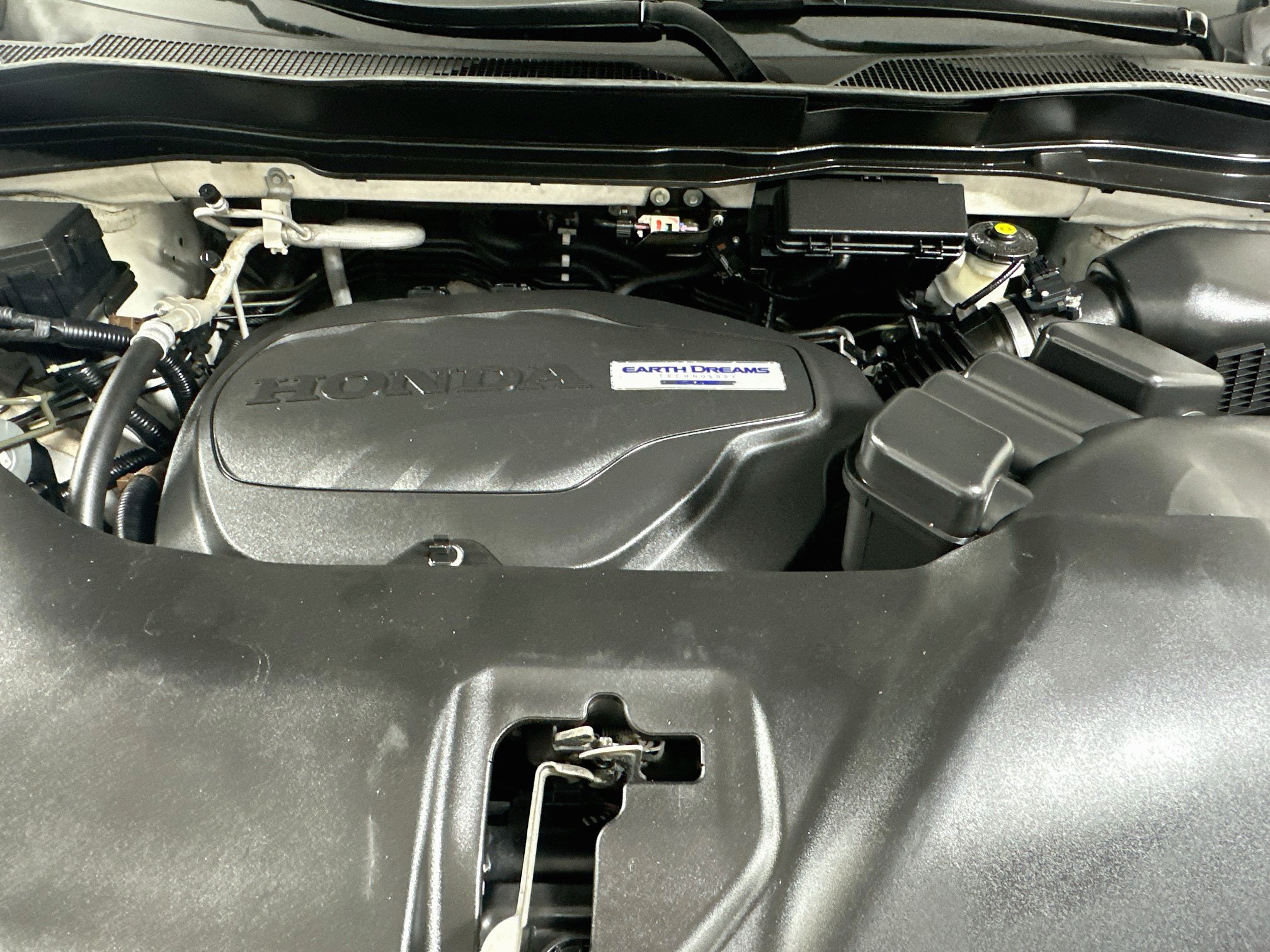 Used 2019 Honda Pilot Touring image 32