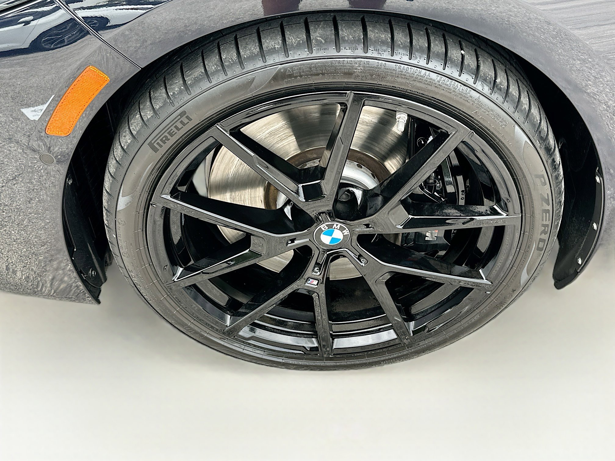 Used 2024 BMW M850i xDrive Convertible AWD/4WD image 33