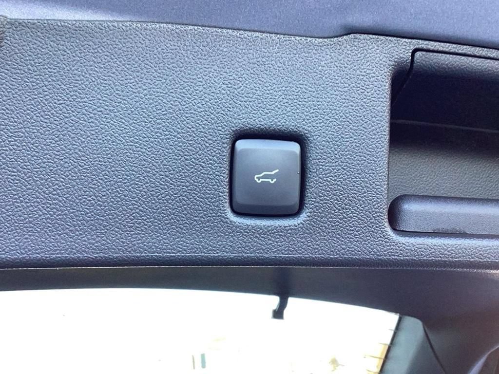 Used 2024 Ford Escape SE w/ PHEV Premium Package FWD image 21