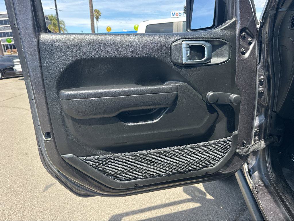 Used 2022 Jeep Wrangler Unlimited Sport AWD/4WD image 15