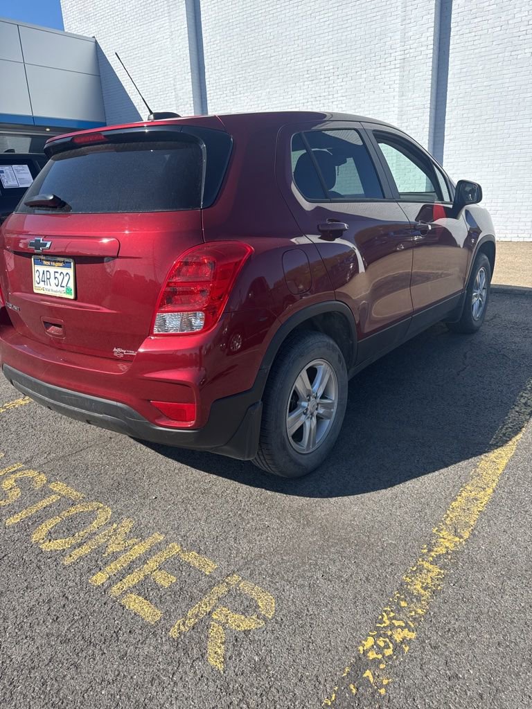 Used 2021 Chevrolet Trax LS w/ Tint and Cruise Package image 7