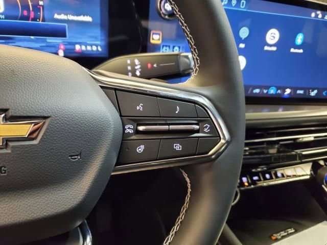 New 2026 Chevrolet Traverse LT w/ Sun and Wheel Package image 23