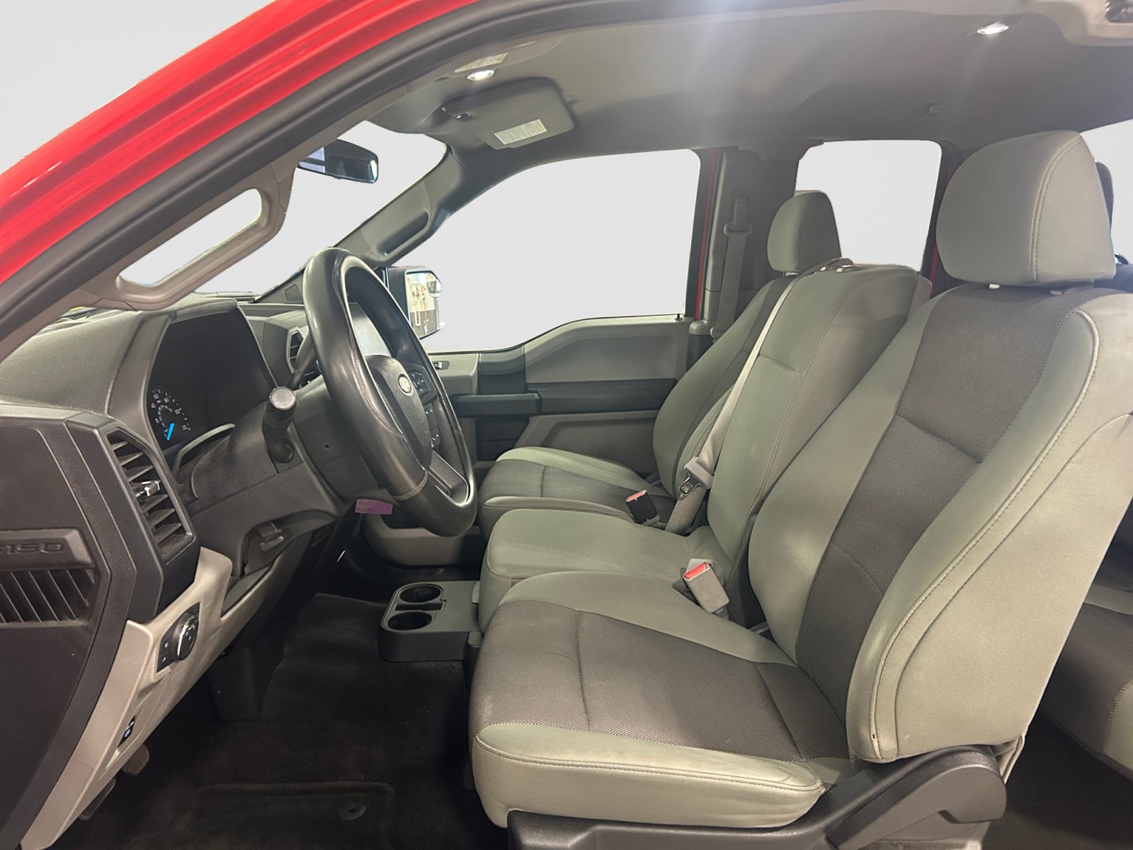 Used 2016 Ford F150 XL w/ Equipment Group 101A Mid RWD image 8