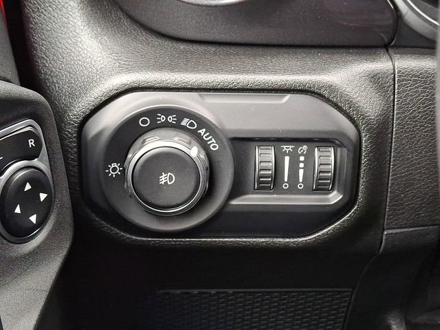 Used 2020 Jeep Wrangler Unlimited Sport image 25