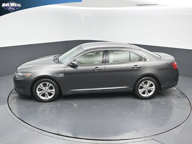 Used 2015 Ford Taurus SEL w/ Equipment Group 201A FWD image 12