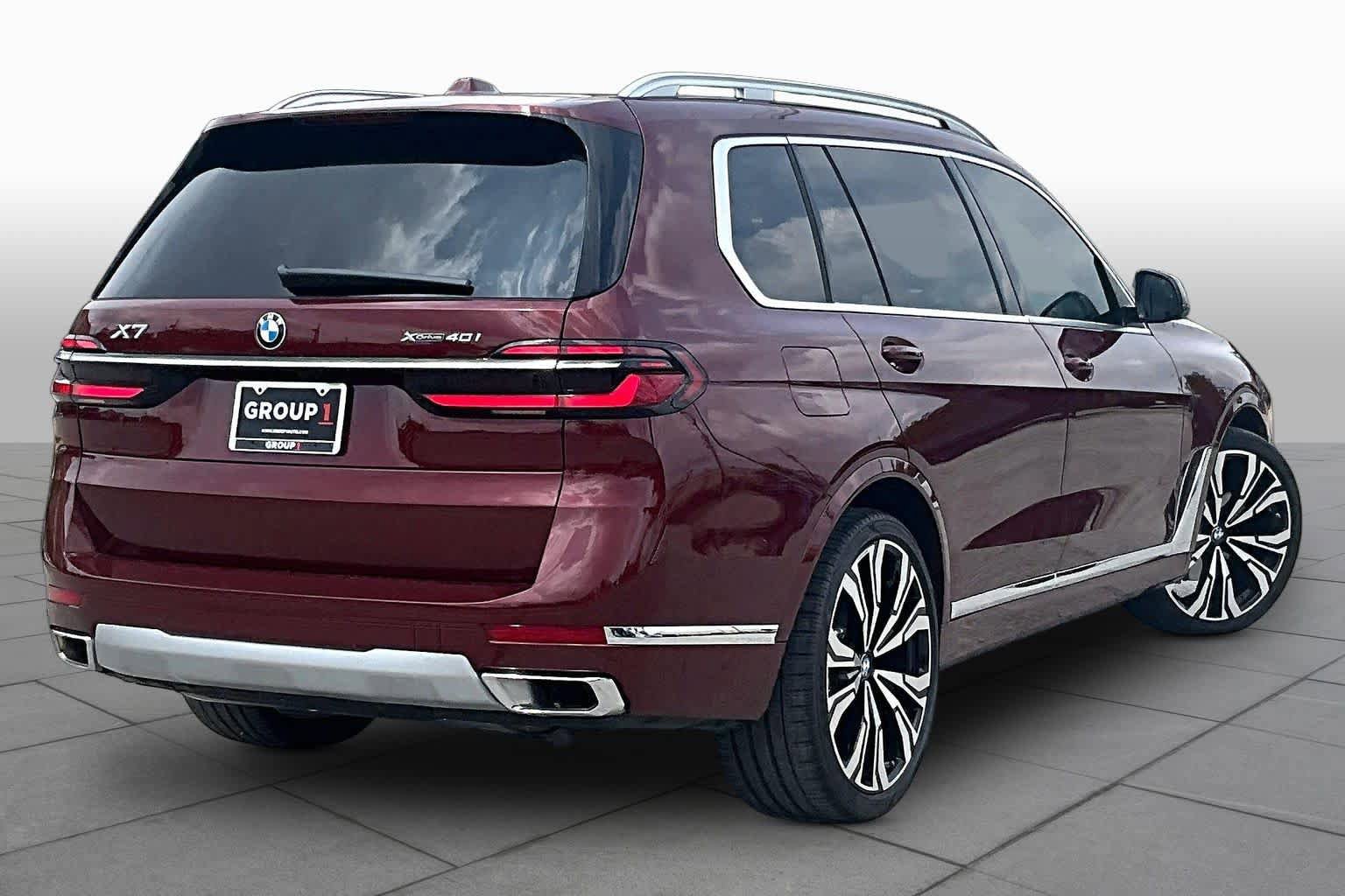 Used 2026 BMW X7 xDrive40i AWD/4WD image 12