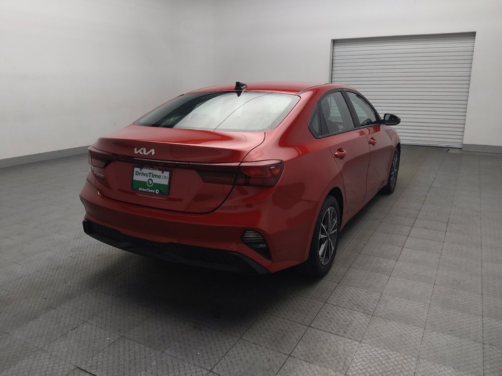 Used 2024 Kia Forte LXS w/ LXS Technology Package FWD image 9