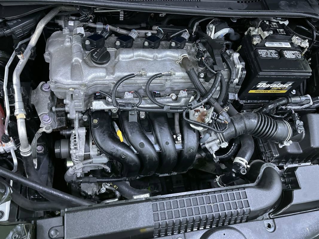 Used 2022 Toyota Corolla LE image 29