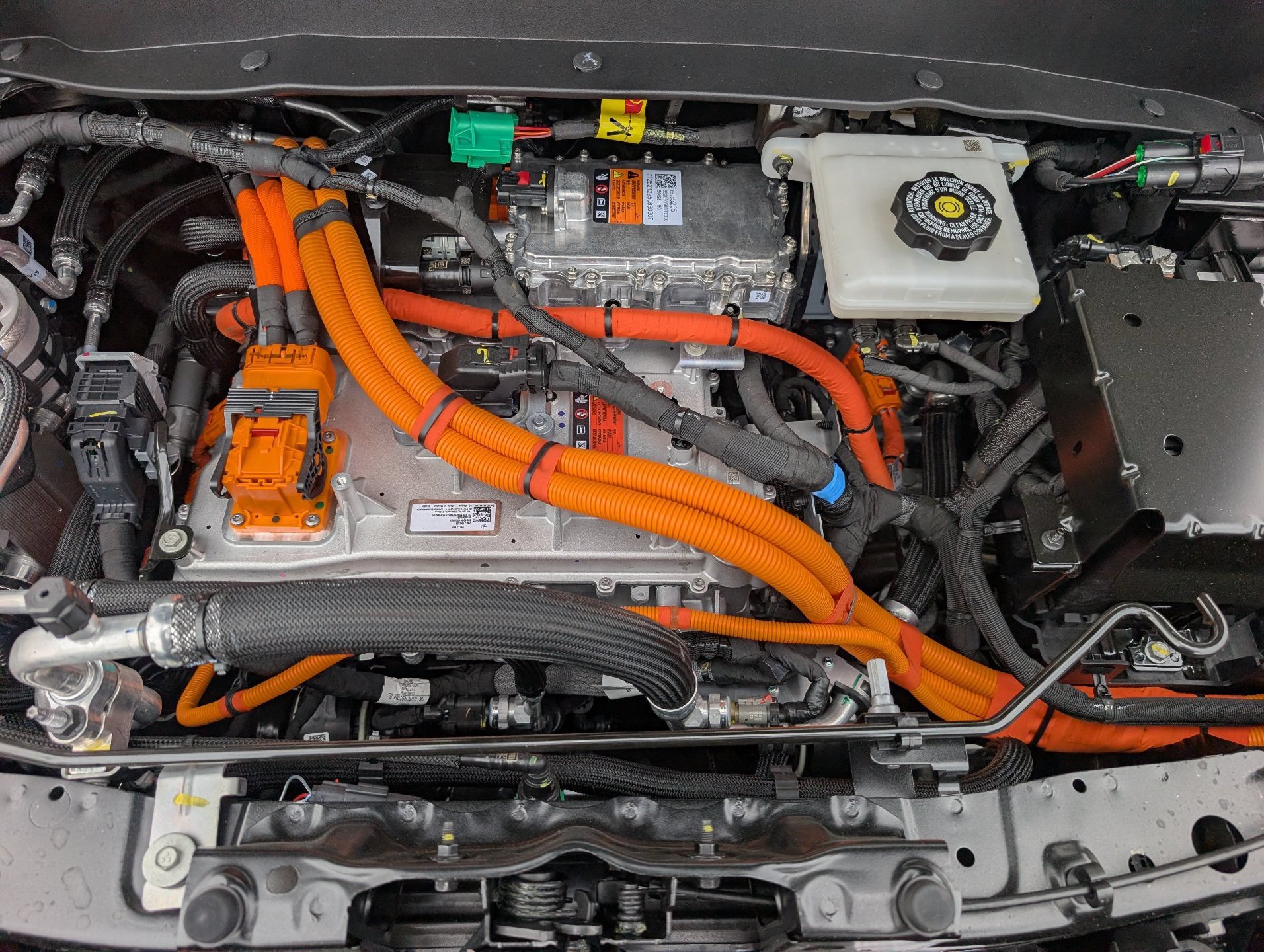 New 2027 Chevrolet Bolt LT FWD image 4