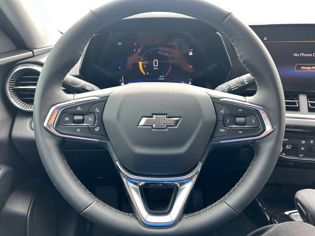 New 2026 Chevrolet Trax ACTIV w/ Driver Confidence Package FWD image 17