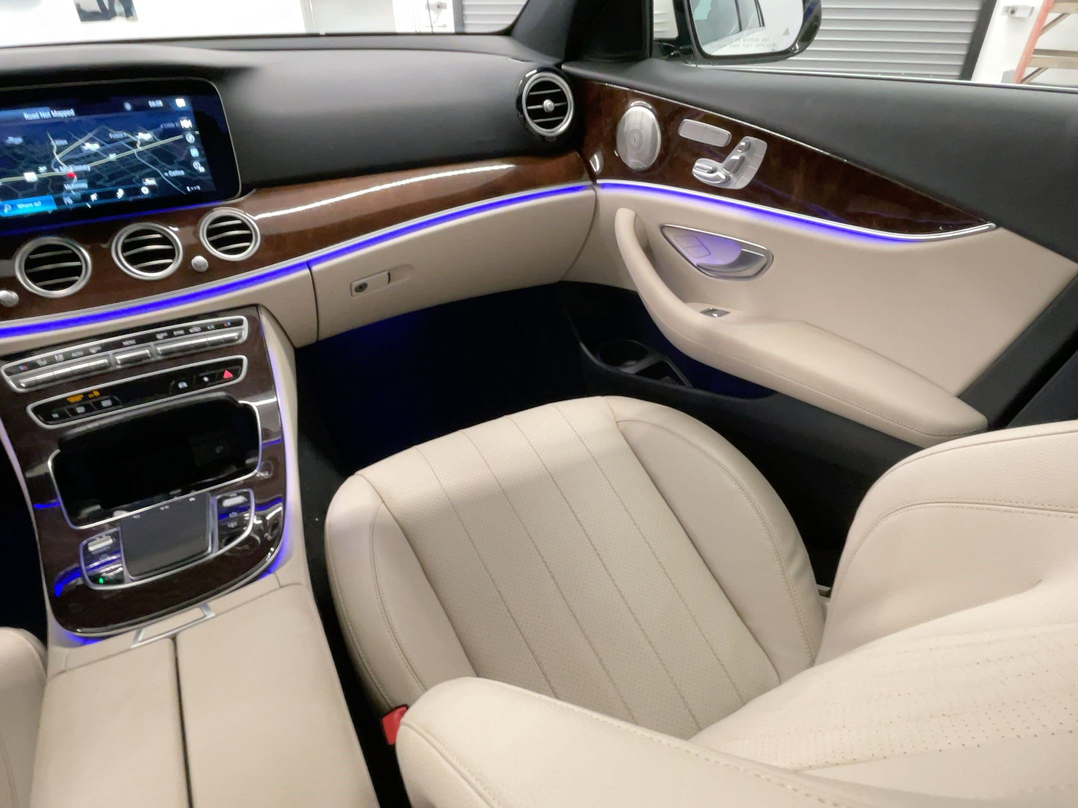 Used 2022 Mercedes-Benz E 350 Sedan image 29