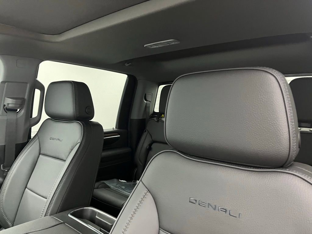 New 2025 GMC Sierra 2500 Denali w/ Technology Package image 21