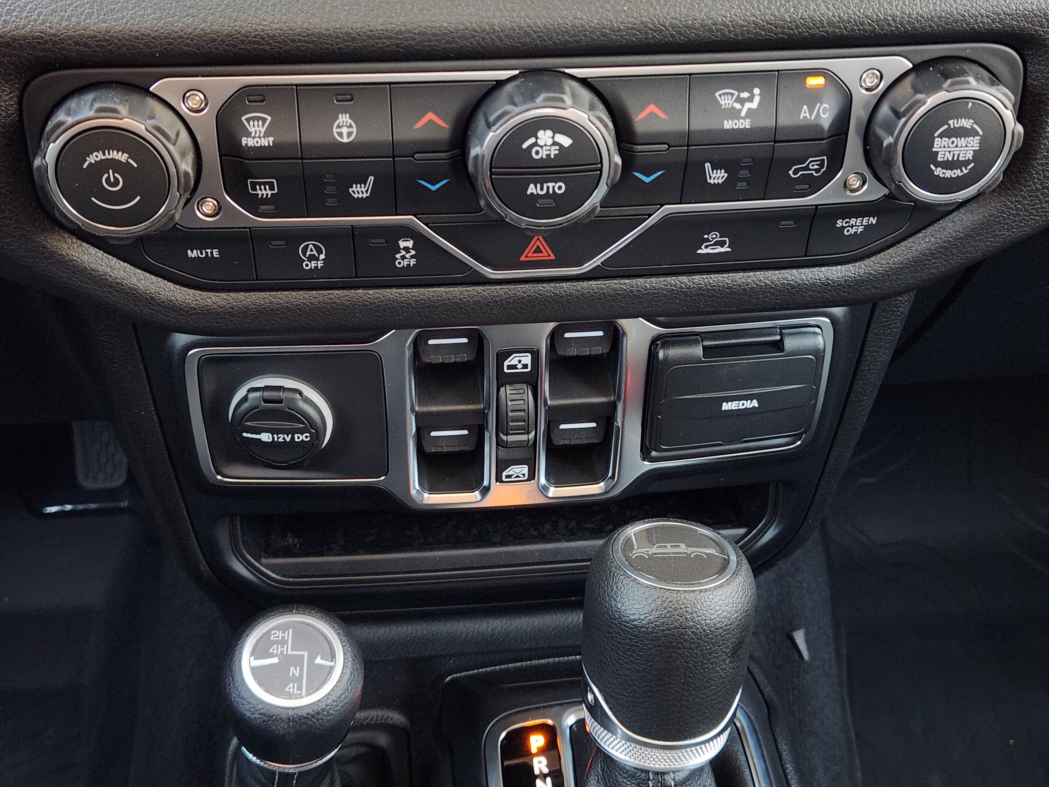 New 2026 Jeep Gladiator Sport AWD/4WD image 15