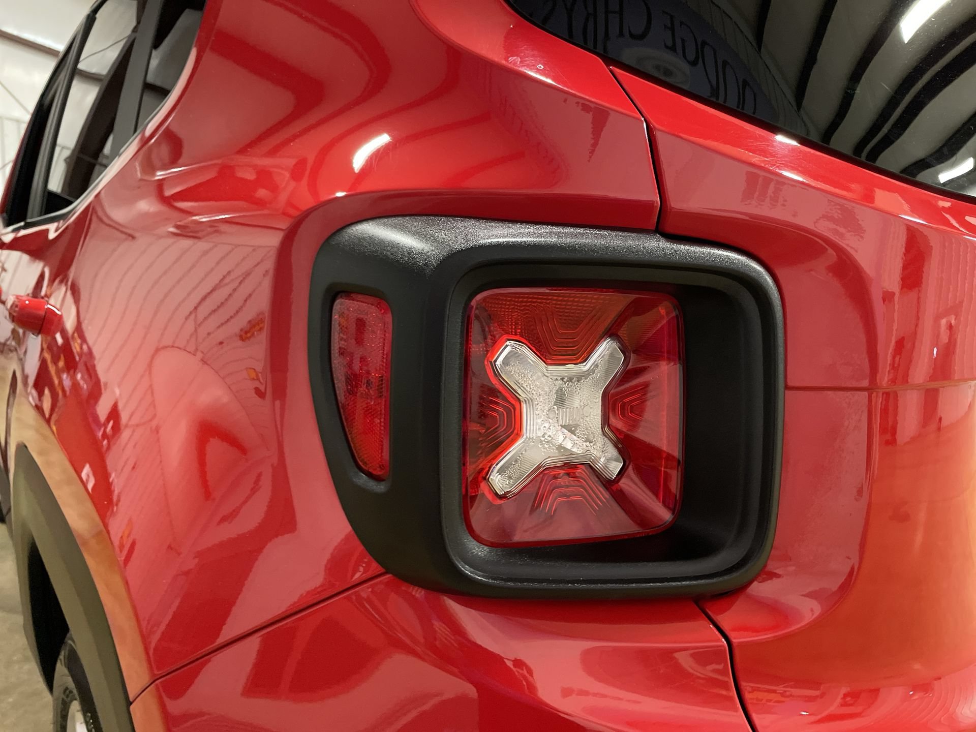 Used 2023 Jeep Renegade Latitude AWD/4WD image 24