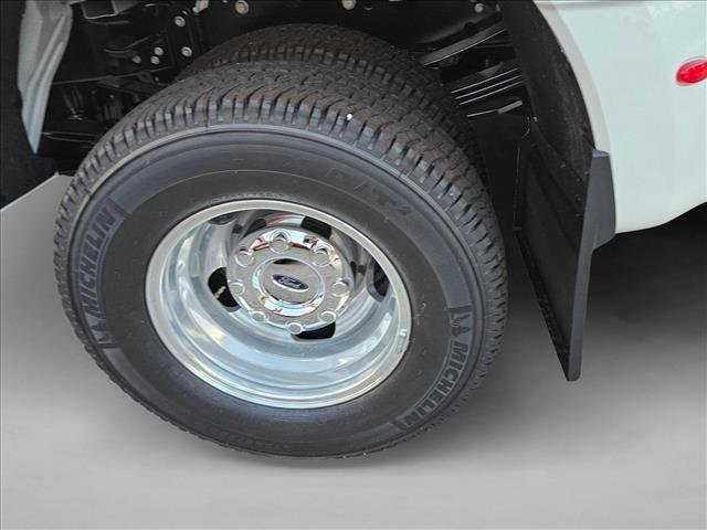 New 2026 Ford F350 Platinum image 8
