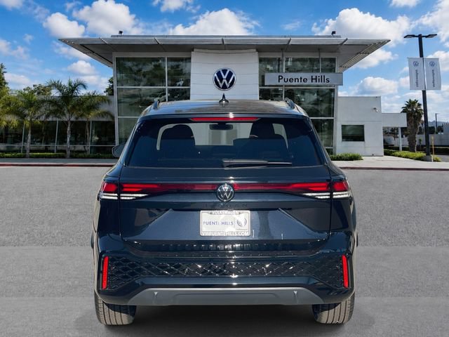 New 2026 Volkswagen Tiguan SE R-Line FWD image 5
