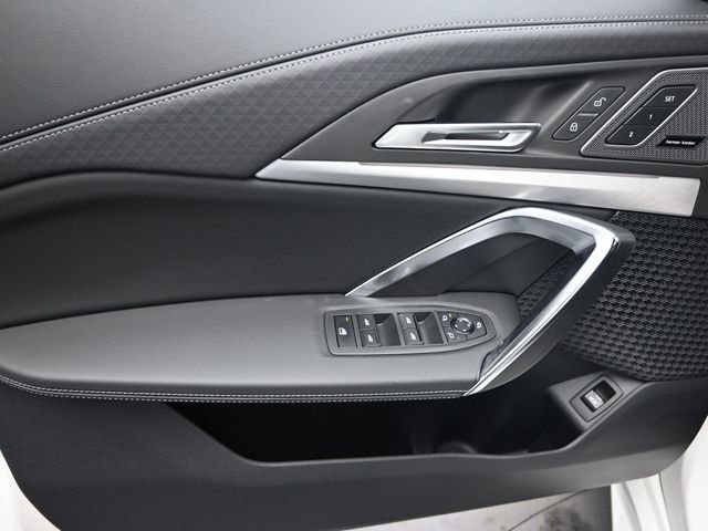 New 2026 BMW X2 xDrive28i w/ Technology Package image 17